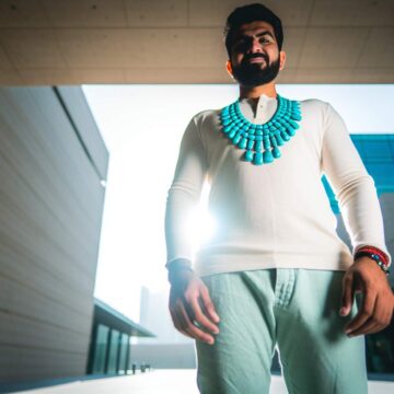 Collier turquoise homme: l'atout secret de votre style